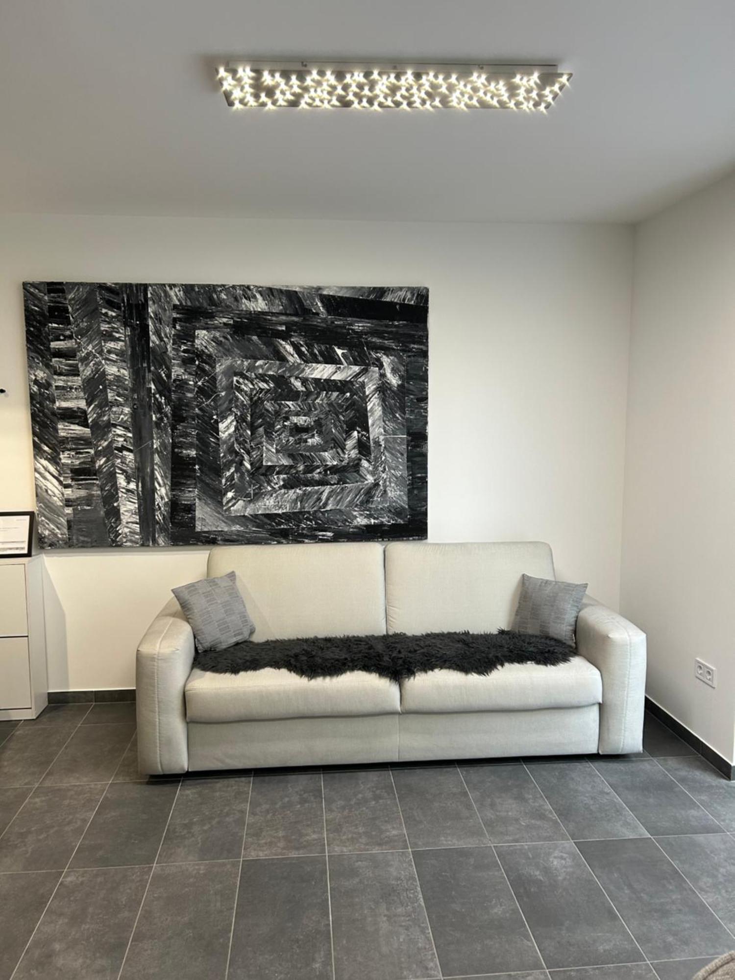 Swiss Star Apartment Mosonmagyaróvár Екстериор снимка